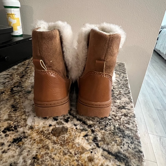 Toddler Shoe Lot - Picture 6 of 6